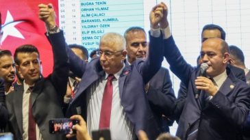 CHP Antalya 39. Olağan İl Kongresi Ger&ccedil;ekleştirildi, Kamacı İle Devam Edildi