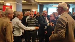 CHP Kongresinde Arbede! Yaralılar Var