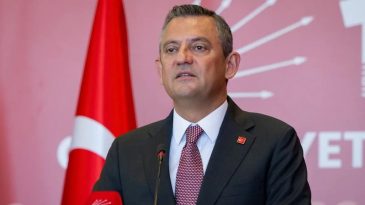 CHP Y&ouml;netimi &Uuml;&ccedil; Maymunu Oynuyor