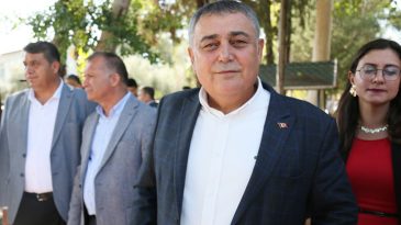 CHP'den İstifa Eden İsa Yıldırım: "AK Parti'ye Ge&ccedil;meye Niyetim Var"