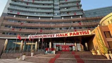 CHP'nin 39. Olağan İstanbul İl Kongresi İ&ccedil;in 'Durdurma' Talebi