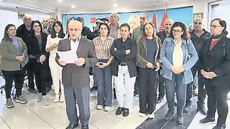 CHP’de Demokrasi İsyanı