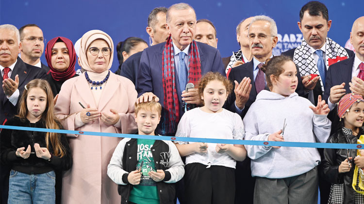 Cumhurbaşkanı Erdoğan: Gazze ayağa kaldırılmalı