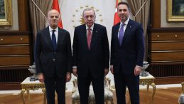 Cumhurbaşkanı Erdoğan, İtalyan ENI CEO’su Descalzi ile Bir Araya Geldi