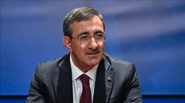 Cumhurbaşkanı Yardımcısı Yılmaz'dan &Ouml;zg&uuml;r &Ouml;zel'e Yanıt
