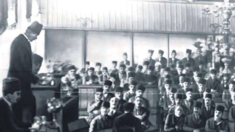 Cumhuriyetle Birlikte Milli Mücadelemiz Taçlandı