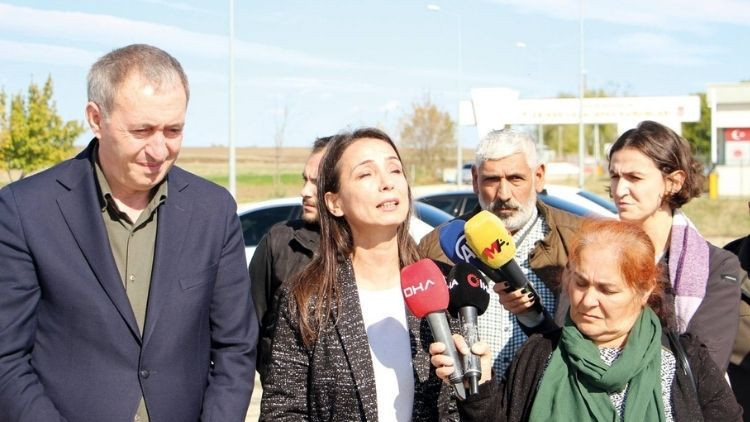 DEM Parti’den Demirtaş ziyareti