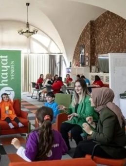 Depremzede Çocuklara Moral Desteği: Kırmızı Bisikletle Yeniden Doğuş Maratonu Kahramanmaraş'ta