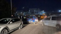 Diyarbakır'da 'Dur' İhtarına Uymayan Sürücü 2'si Polise Ait 3 Araca Çarptı: 7 Yaralı