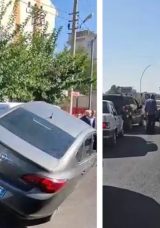 Diyarbakır'da İlgin&ccedil; Kaza: Park Halindeki İki Araca &Ccedil;arpıp Asılı Kaldı