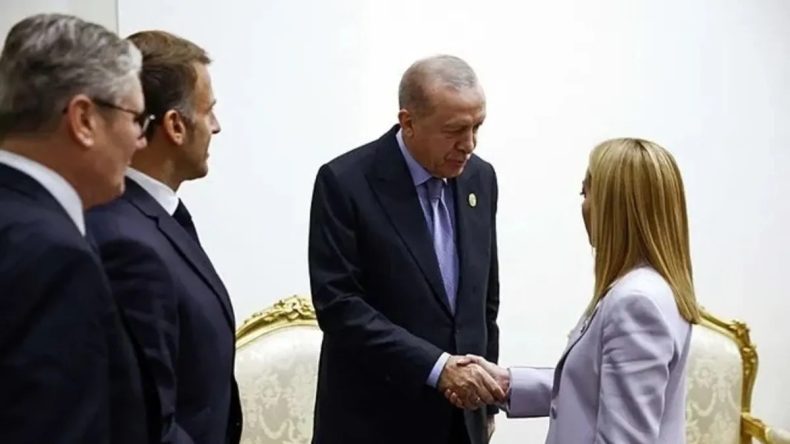 Dünya bu diyaloğu konuşuyor: Erdoğan'dan Meloni'ye "sigarayı bırak" önerisi manşetlerde!