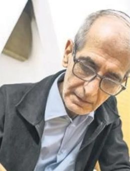 Dünyanın En Büyük Kuran-ı Kerim'i İstanbul'da Yazıldı: 4 Metrelik Mushaf