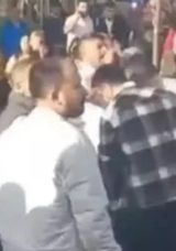 D&uuml;zce'de Liseli Kızlara S&ouml;zl&uuml; Taciz: Esnafa Bı&ccedil;ak &Ccedil;eken Ş&uuml;pheli Tutuklandı!