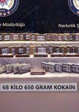Edirne'de TIR'da Uyuşturucu Yakalandı: Değeri 210 Milyon Lira!