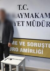Ehliyet Sınavında Kopya D&uuml;zeneğiyle Yakalandı
