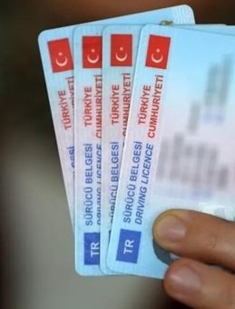 EHLİYET YENİLEME SON GÜN! 2025 Ehliyet yenileme bitti mi, nasıl yapılır, ücreti ne kadar?