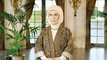 Emine Erdoğan: Cumhuriyet en kıymetli eserdir