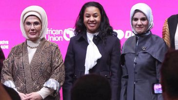Emine Erdoğan: Kadınlar &uuml;lkelerimizi 21'inci y&uuml;zyılın parlayan yıldızları haline getirecekler