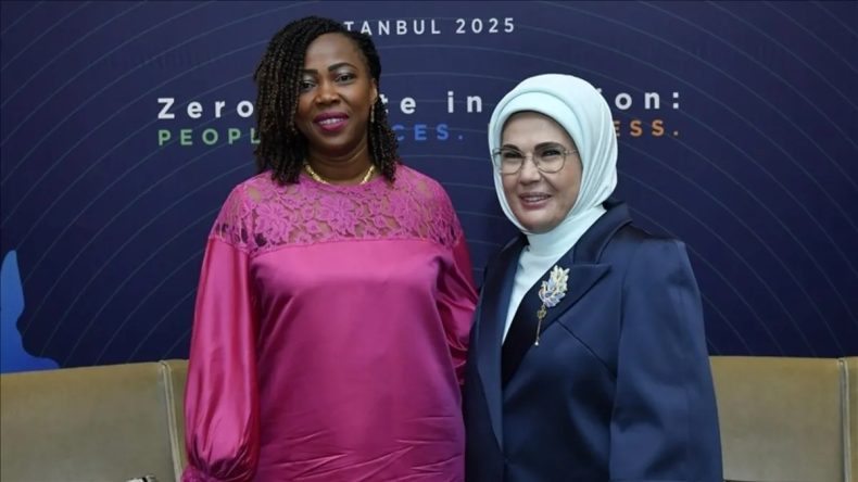 Emine Erdoğan, Sierra Leone Cumhurbaşkanı'nın Eşi Fatima Maada Bio İle Bir Araya Geldi