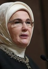 Emine Erdoğan'dan D&uuml;nya Kadın &Ccedil;ift&ccedil;iler G&uuml;n&uuml; Mesajı