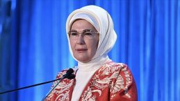 Emine Erdoğan'dan Mersin Balığını Koruma Projesi Hakkında Paylaşım