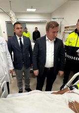 Erzincan'da Ekip Aracı Takla Attı: 3 Polis Memuru Yaralandı!