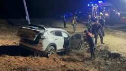 Eskişehir'de Trajedi: Genç Sürücünün Aracı Şarampole Uçtu! 1 Kişi Hayatını Kaybetti, 4 Kişi Yaralandı