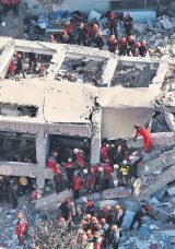 Facia 'Geliyorum' Dedi