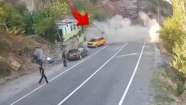 Facia Saniyelerle Atlatıldı! Dağdan Kaya Parçası Böyle Yuvarlandı