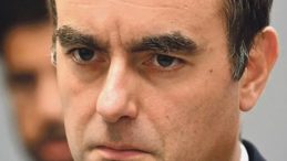 Fransa'daki Kriz Devam Ediyor