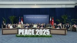 Gazze İçin Tarihi Zirvede Dikkat Çeken Görüntü: Trump'ın Erdoğan Teşekkürünü İki Lider Alkışlamadı!