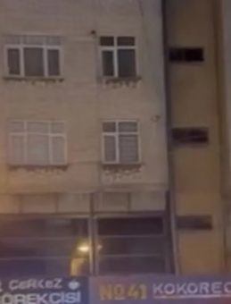 Gebze'de Bir Bina Daha Alarm Verdi! Çatırdama Sesleri Duyuldu, Bina Boşaltıldı