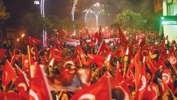 Gelibolu’da Fener Alayı Saat 19.23’te Başlayacak