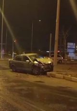 Hatay'da İki Otomobil &Ccedil;arpıştı! Yaralılar Var