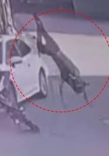 Hatay'da Korkun&ccedil; Kaza: Otomobil ve Motosiklet &Ccedil;arpıştı | Savrulan S&uuml;r&uuml;c&uuml; Yaşlı &Ccedil;ifte B&ouml;yle &Ccedil;arptı!