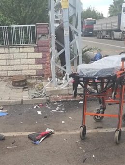Hatay'da Trajik Kaza: Motosiklet ve Minibüs Çarpıştı! 1 Kişi Hayatını Kaybetti, 1 Kişi Yaralandı