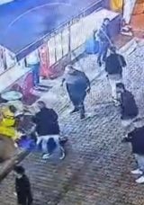 Husumetlilerin Sokak Kavgası Cinayetle Sonuçlandı! Kalbinden Vuruldu ve Hayatını Kaybetti