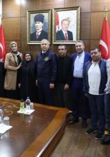 İ&ccedil;işleri Bakanı Ali Yerlikaya Diyarbakır Anneleriyle Buluştu
