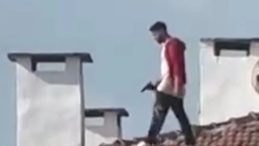 İhbarla Harekete Ge&ccedil;en Polis, Matkapla &Ccedil;atı Tamir Eden Ustayı Buldu