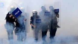 İki Polise Biber Gazı Kullanımına Dair Soruşturma