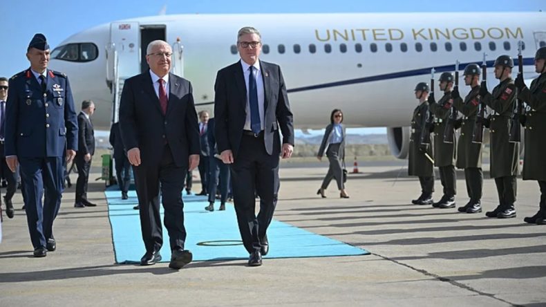 İngiltere Başbakanı Starmer Türkiye'de