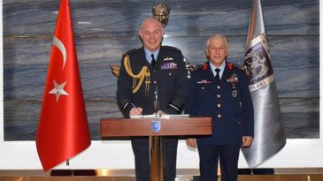 İngiltere Hava Kuvvetleri Komutanı Smyth T&uuml;rkiye'de