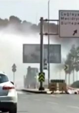İSKİ &Ccedil;alışması Sırasında Ana İsale Borusu Patladı, Tonlarca Su Sokağa Aktı