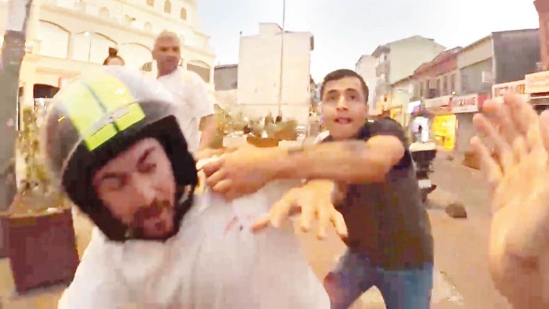 İspanyol YouTuber'a Saldırı: Turist D&ouml;v&uuml;ld&uuml;