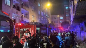 İstanbul'da Korkutucu Yangın: 15 Kişi Hastaneye Kaldırıldı
