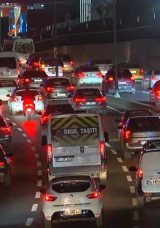 İstanbul'da Trafik Yoğunluğu Y&uuml;zde 85'e Ulaştı