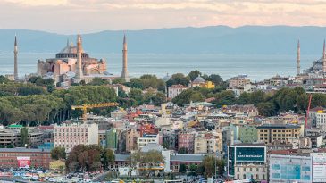 İstanbul'un İmajına Zarar Veren Davranışlara Son! Valilikten Yeni &Ouml;nlemler