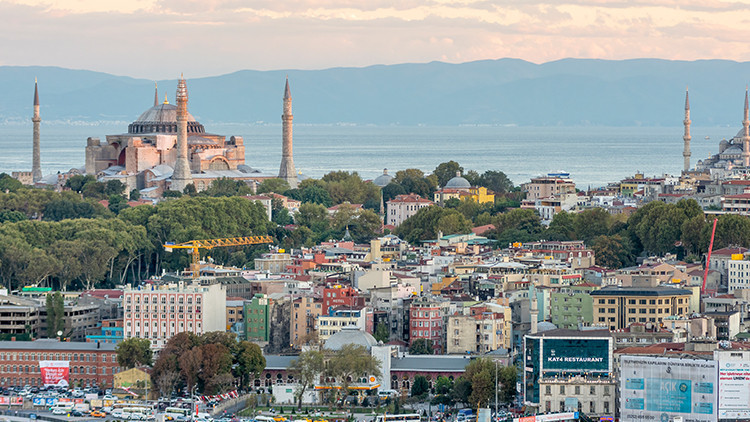 İstanbul'un İmajına Zarar Veren Davranışlara Son! Valilikten Yeni Önlemler