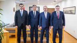 İzmir’de Karşıyaka Stadyumu İçin Büyük Zirve!