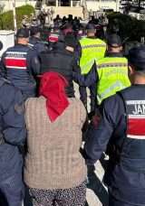 Kablo Hırsızlığı Şebekesi Ortaya &Ccedil;ıkarıldı: Hırsızların Gizlenme Stratejisi G&ouml;&ccedil;er Hayatı!